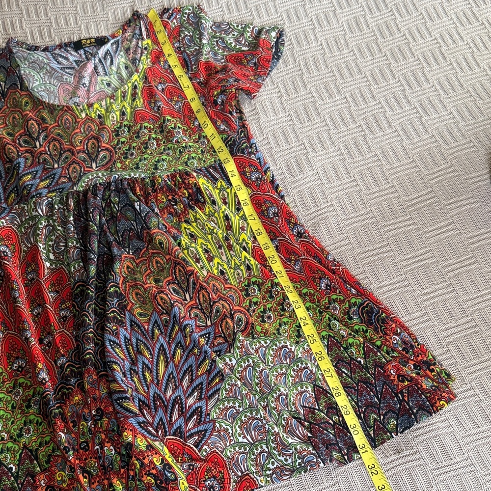 Casual Red Paisley Dress Short-Sleeve - Picture 5 of 5
